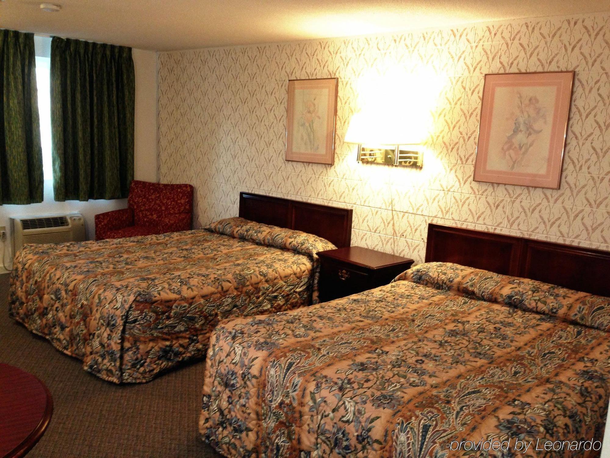 West Dennis Guestlodge المظهر الخارجي الصورة