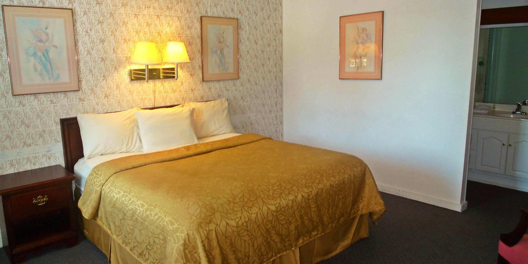 West Dennis Guestlodge المظهر الخارجي الصورة